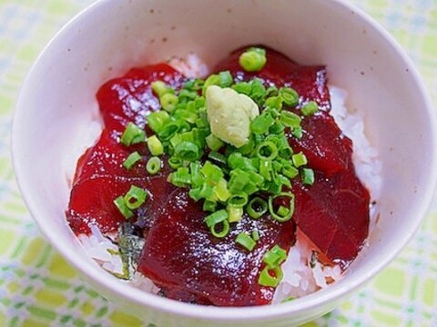 簡単、うまい！　まぐろの漬け丼